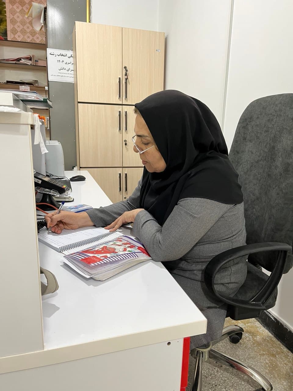 متوسطه دوم دخترانه سرای دانش بهبهان